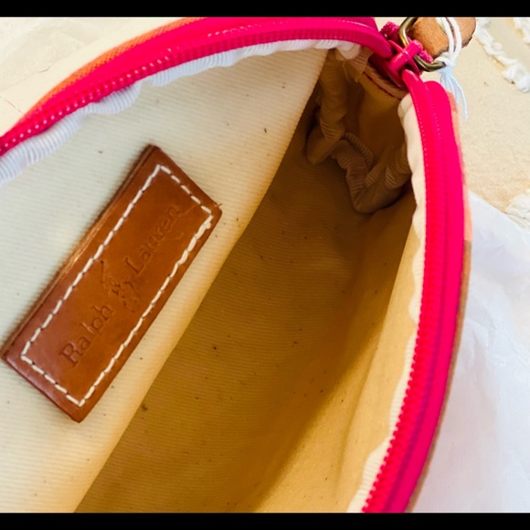 Polo by Ralph Lauren Madras Set of Tote and cosmetic bag. NWT
Vintage 1990s - Picture 12 of 13